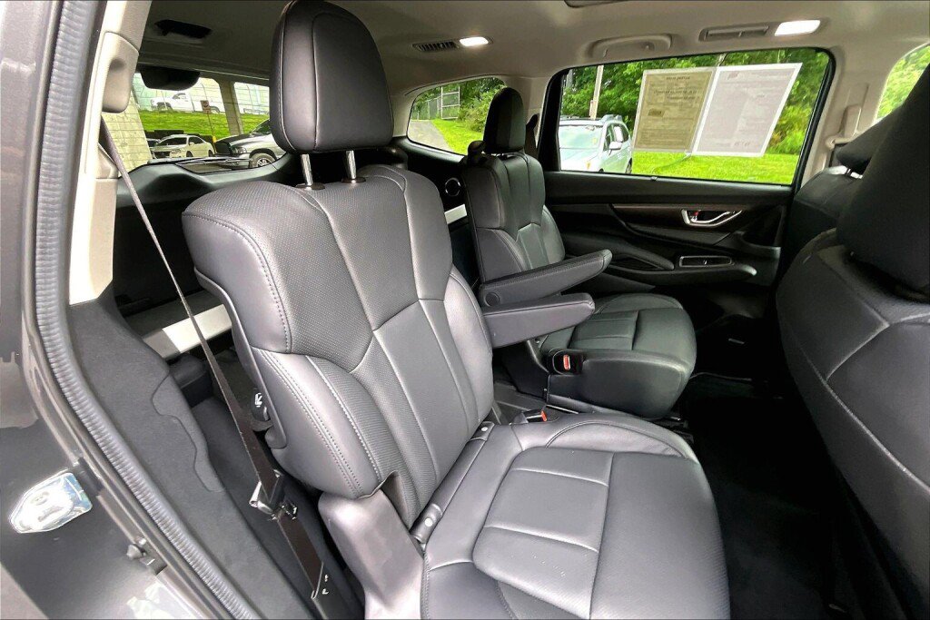 Certified 2026 Subaru Ascent Touring AWD/4WD image 16