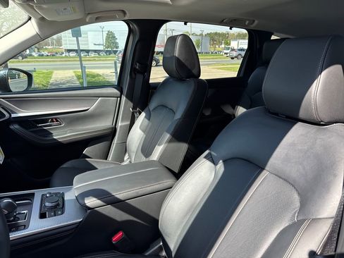 New 2026 MAZDA CX-90 Plug-In Hybrid w/ Preferred AWD/4WD image 9