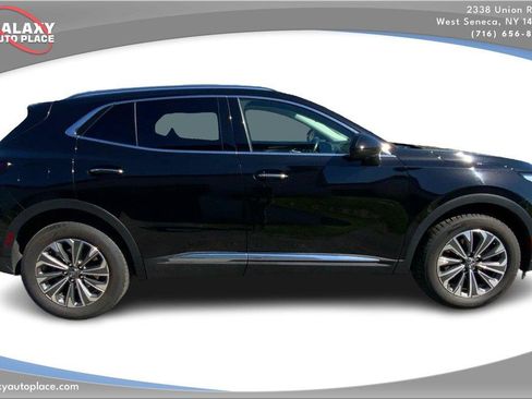 Used 2024 Buick Envision Preferred AWD/4WD image 4