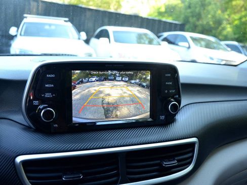 Used 2020 Hyundai Tucson Value FWD image 18