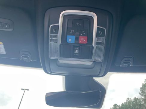 New 2026 RAM 1500 4x4 Crew Cab image 18