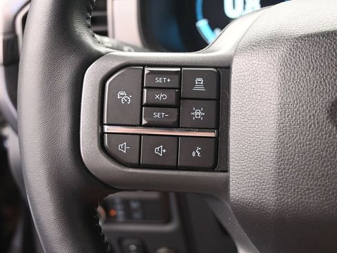 Used 2022 Ford F150 Lariat w/ Equipment Group 502A High AWD/4WD image 37