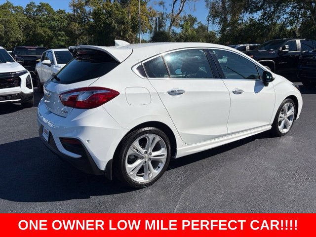 Used 2018 Chevrolet Cruze Premier FWD image 6
