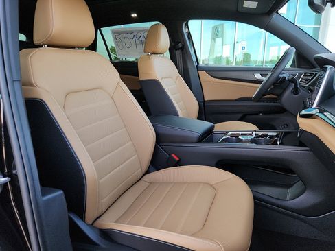 New 2026 Volkswagen Atlas Cross Sport SEL R-Line image 15