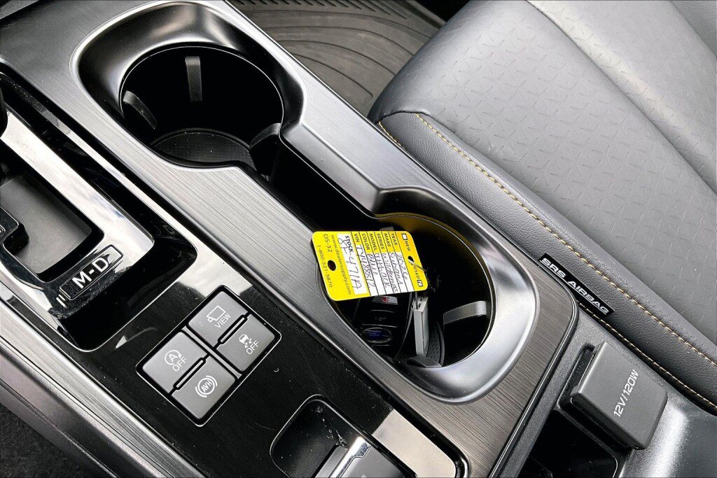 Used 2026 Subaru Outback Wilderness AWD/4WD image 18