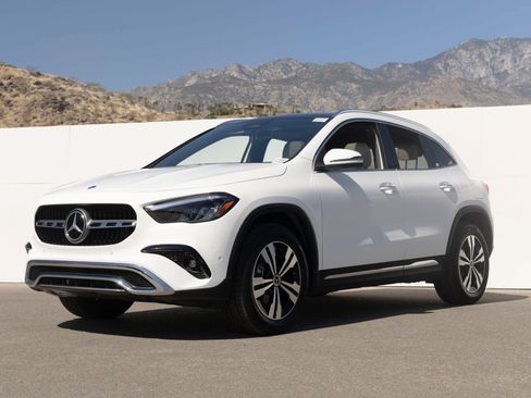 Used 2026 Mercedes-Benz GLA 250 image 1