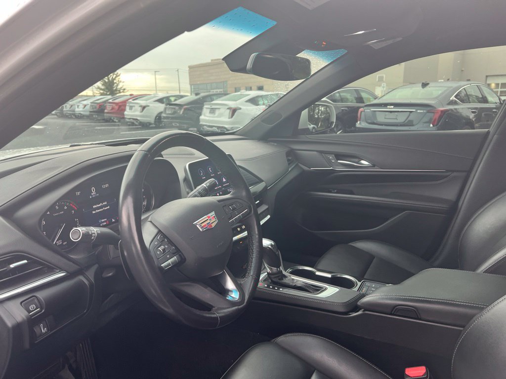 Used 2023 Cadillac CT4 Luxury w/ Cold Weather Package RWD image 18