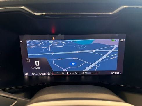 Used 2024 Chevrolet Colorado ZR2 w/ Technology Package image 23