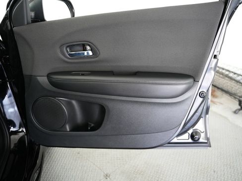 Used 2020 Honda HR-V Sport image 48