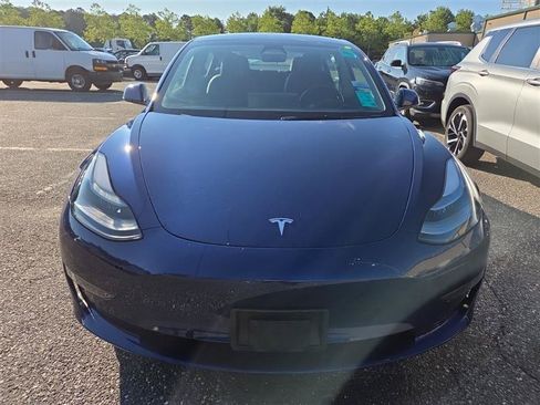 Used 2023 Tesla Model 3 Standard Range RWD image 4