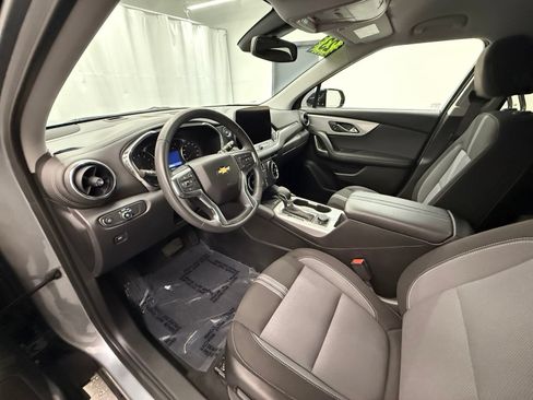 Used 2023 Chevrolet Blazer LT w/ Convenience Package AWD/4WD image 11