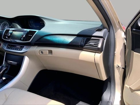 Used 2014 Honda Accord EX-L image 19