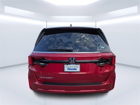 New 2026 Honda Odyssey EX-L image 4