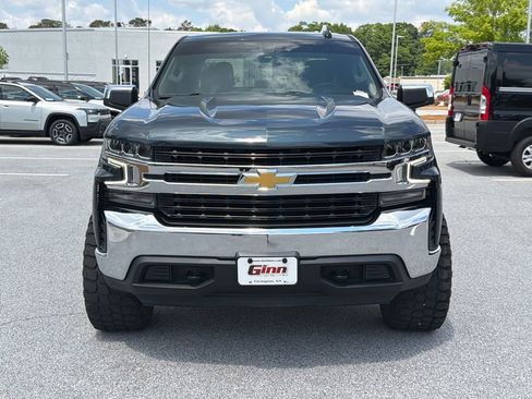 Used 2021 Chevrolet Silverado 1500 LT AWD/4WD image 2