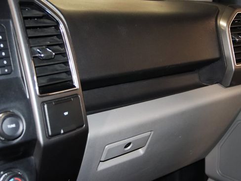 Used 2018 Ford F150 XLT image 42