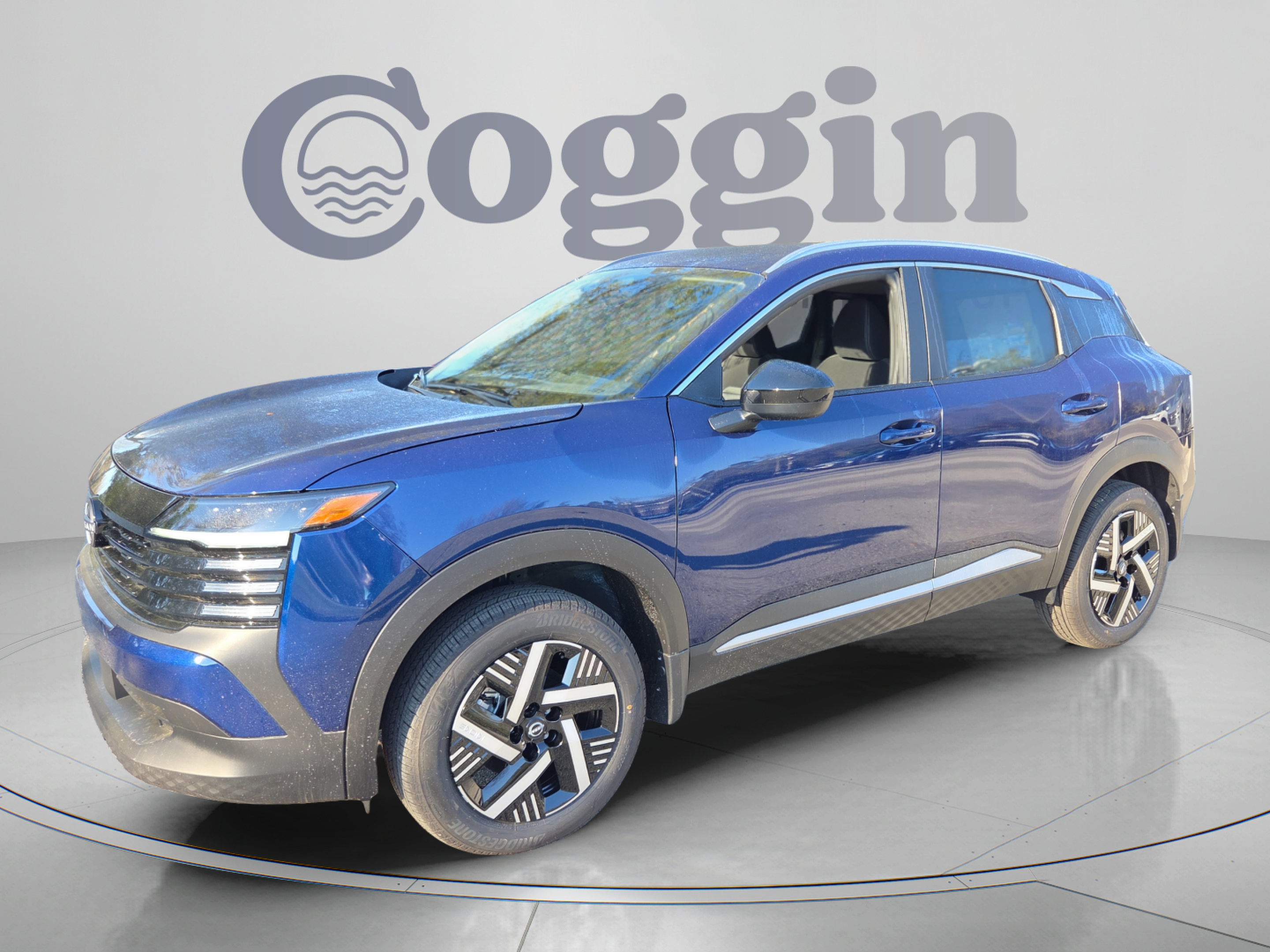 Used 2026 Nissan Kicks SV FWD image 1
