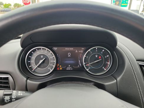 Used 2023 Maserati Levante GT image 25