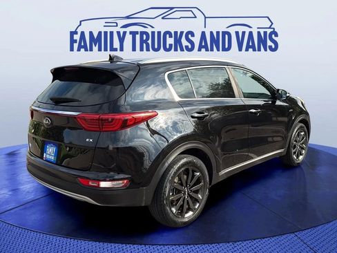 Used 2018 Kia Sportage EX w/ EX Sport Appearance Package image 5