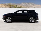 Certified 2024 Porsche Cayenne image 2