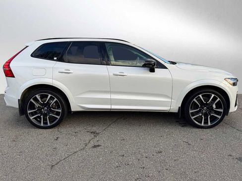 Certified 2024 Volvo XC60 T8 Ultimate w/ Protection Package Premier image 2