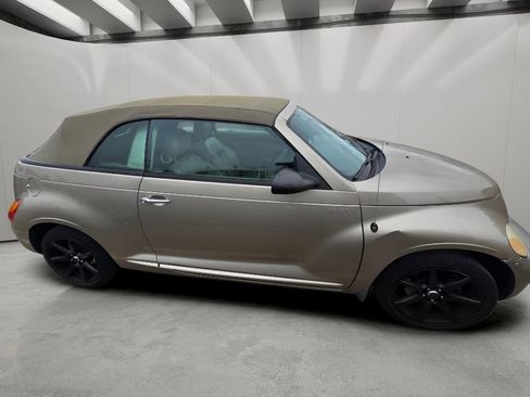 Used 2005 Chrysler PT Cruiser GT image 6