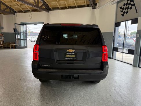 Used 2017 Chevrolet Tahoe LT image 6