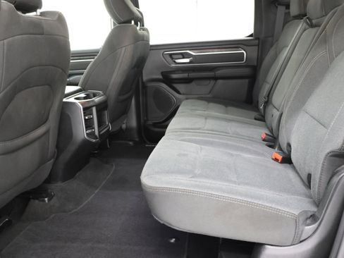Used 2022 RAM 1500 Big Horn AWD/4WD image 9