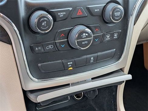 Used 2014 Jeep Grand Cherokee Laredo w/ Trailer Tow Group IV image 20