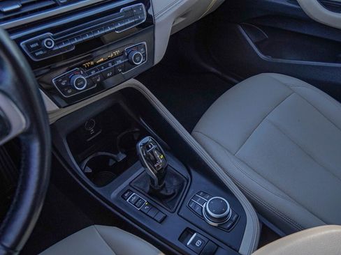 Used 2022 BMW X1 sDrive28i w/ Convenience Package image 16