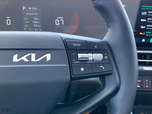 Certified 2026 Kia Sportage EX FWD image 50