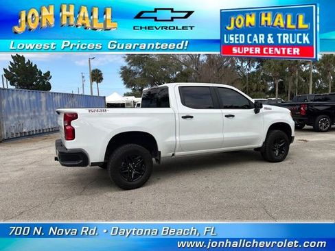 Used 2024 Chevrolet Silverado 1500 LT Trail Boss w/ Convenience Package II image 16