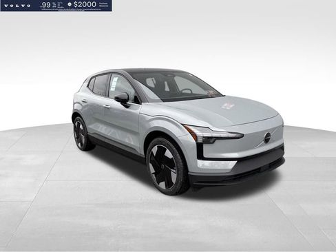 New 2026 Volvo EX30 Plus w/ Climate Package image 7