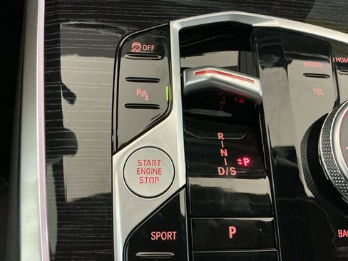 New 2026 BMW X5 sDrive40i w/ M Sport Package image 15