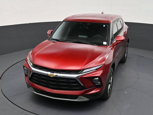 Used 2024 Chevrolet Blazer LT FWD image 19