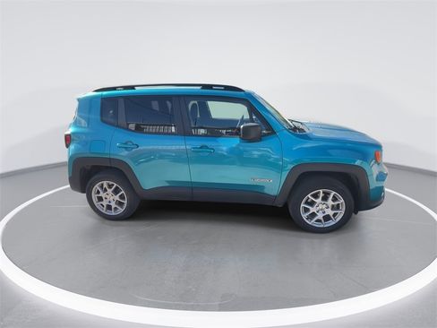 Used 2022 Jeep Renegade Sport w/ Sport Appearance Group image 9