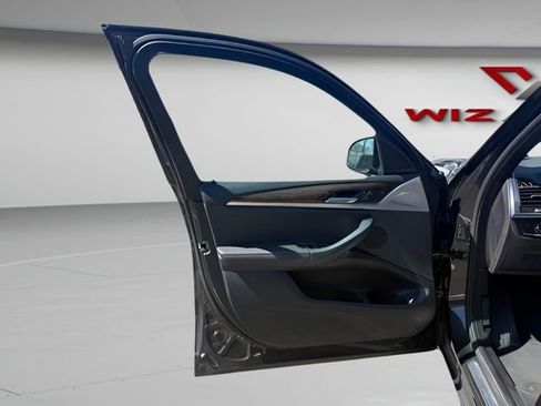 Used 2019 BMW X3 xDrive30i w/ Convenience Package image 9