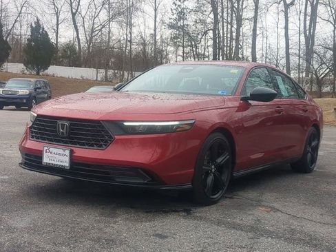 Used 2024 Honda Accord Sport image 7