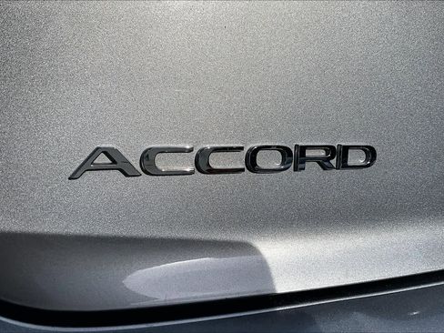 Used 2025 Honda Accord SE image 10