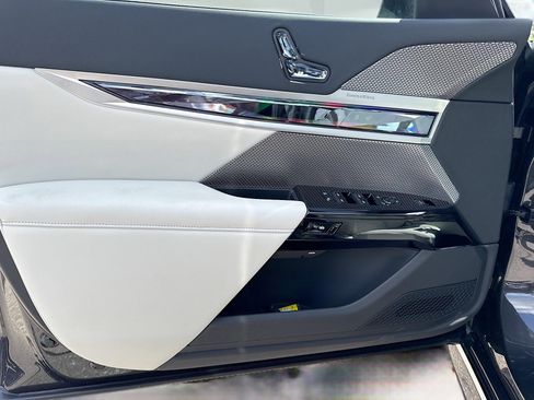 New 2026 BMW i7 eDrive50 w/ Premium Package image 22