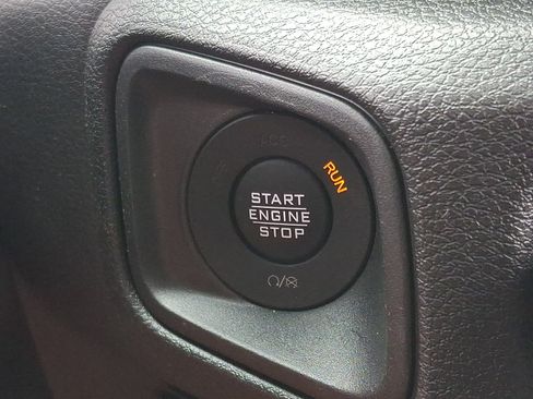 Used 2026 Jeep Wrangler Unlimited Sport AWD/4WD image 25
