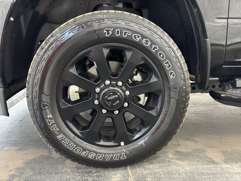 Used 2025 RAM 2500 Big Horn AWD/4WD image 28