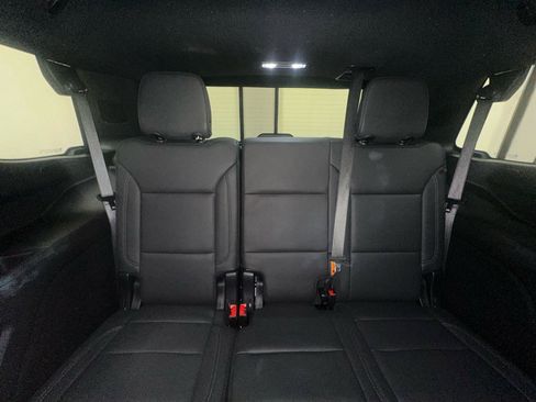 Used 2025 Chevrolet Tahoe LT AWD/4WD image 21