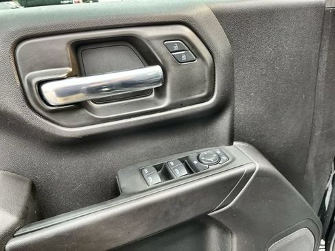 Used 2024 Chevrolet Silverado 1500 Custom Trail Boss w/ LPO, Dark Essentials Package AWD/4WD image 16