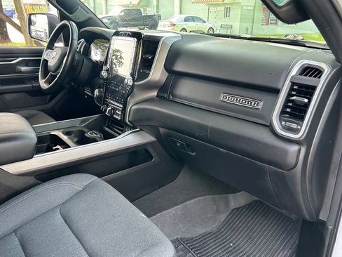 Used 2023 RAM 1500 Big Horn AWD/4WD image 40