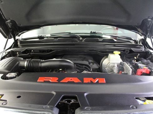 Used 2019 RAM 1500 Big Horn image 29