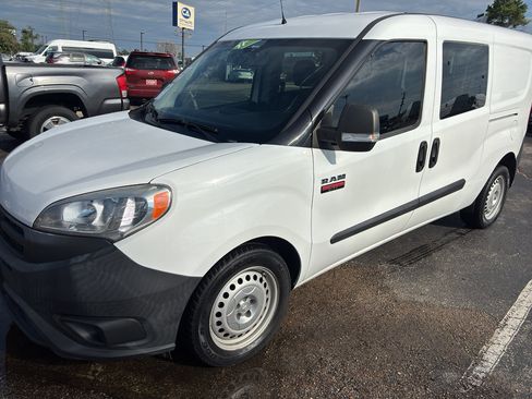 Used 2018 RAM ProMaster City Wagon FWD image 1