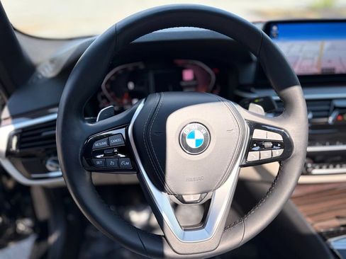 Used 2023 BMW 540i xDrive w/ Executive Package AWD/4WD image 11