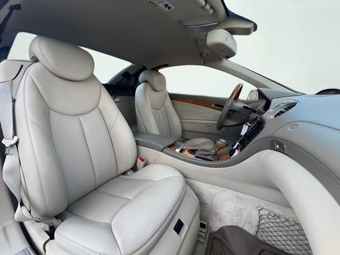 Used 2007 Mercedes-Benz SL 550 image 23