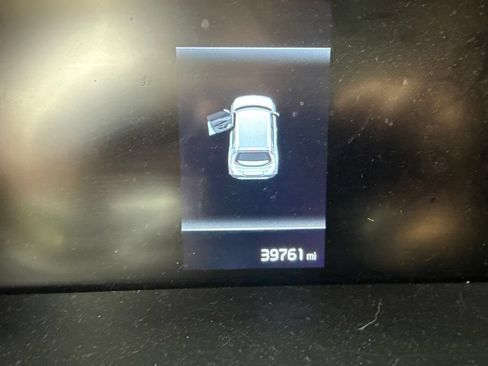 Certified 2023 Kia Soul LX w/ LX Technology Package FWD image 4