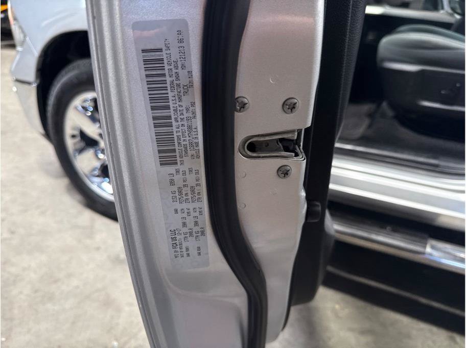 Used 2017 RAM 1500 Big Horn AWD/4WD image 15